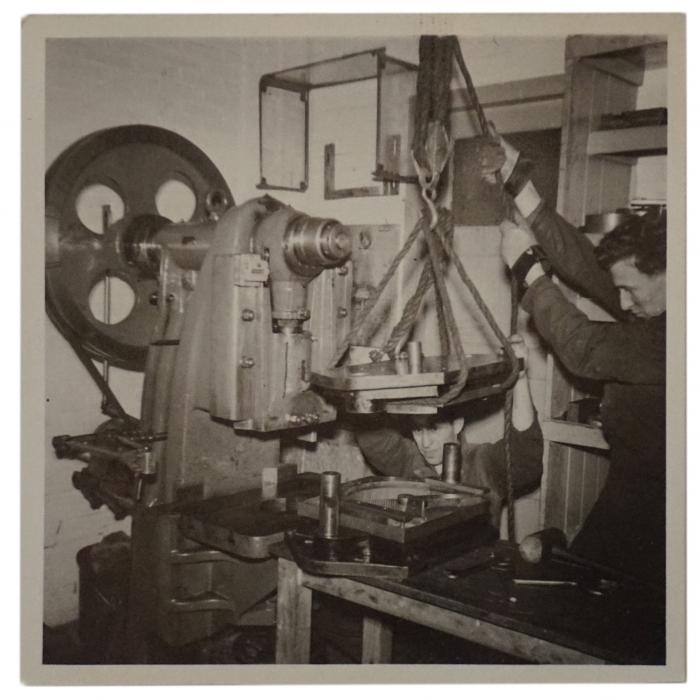 Die and punch loading into press